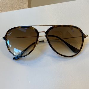 Authentic Ray Ban Aviator sunglasses